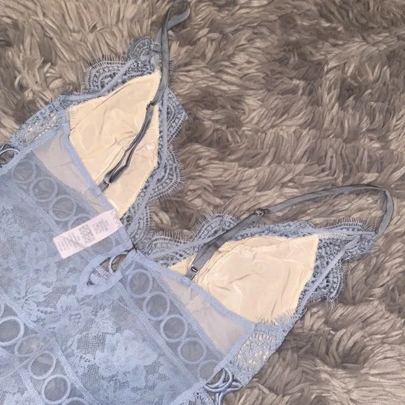 NWOT Victoria's Secret Sheer Bodysuit - Picture 4 of 6